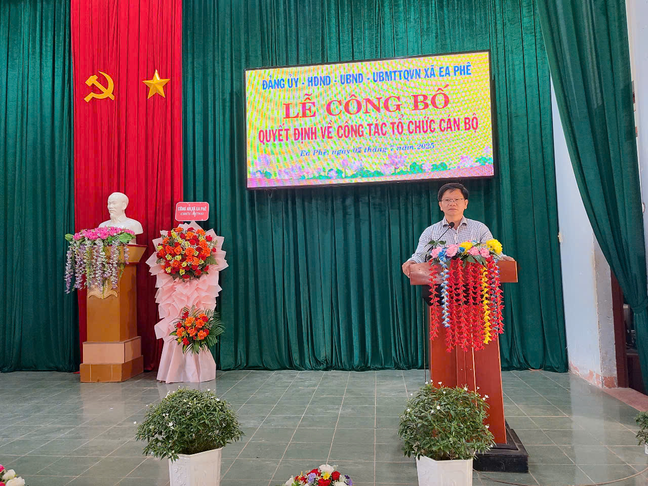 lễ công bố 6